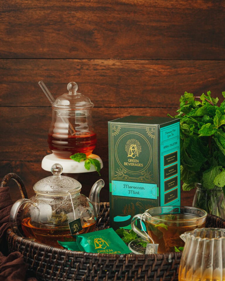 Green beverages: moroccan mint green tea